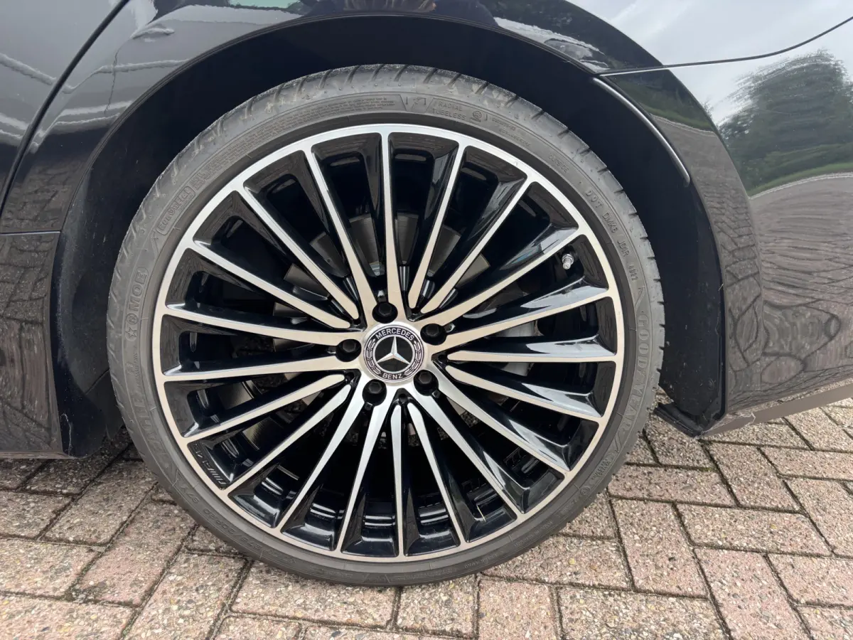 350 d 4MATIC Premium Plus (BTW auto) Burmester / Schuif-kanteldak / Luchtvering. Volle auto.