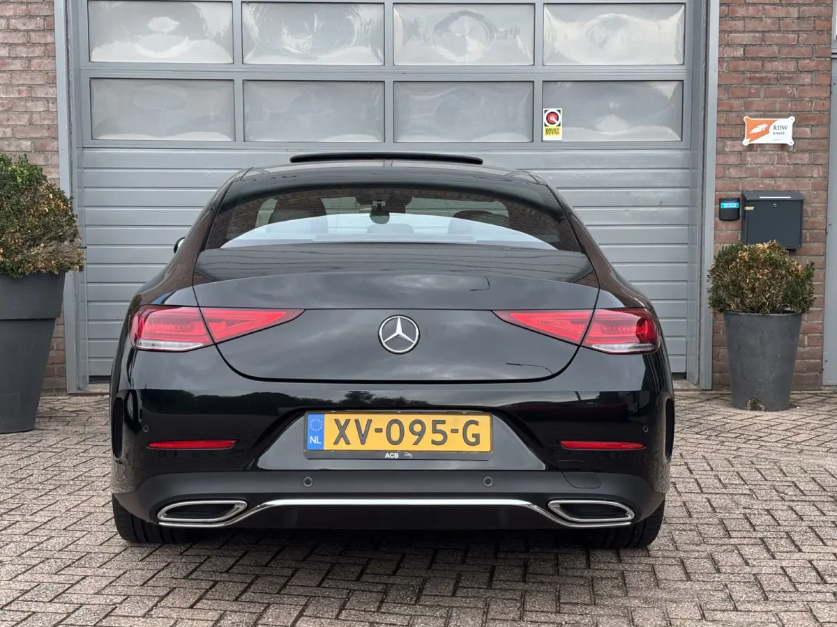 350 d 4MATIC Premium Plus (BTW auto) Burmester / Schuif-kanteldak / Luchtvering. Volle auto.