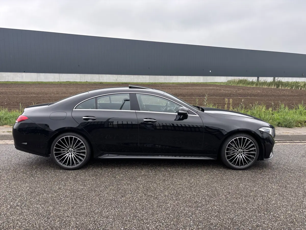 350 d 4MATIC Premium Plus (BTW auto) Burmester / Schuif-kanteldak / Luchtvering. Volle auto.