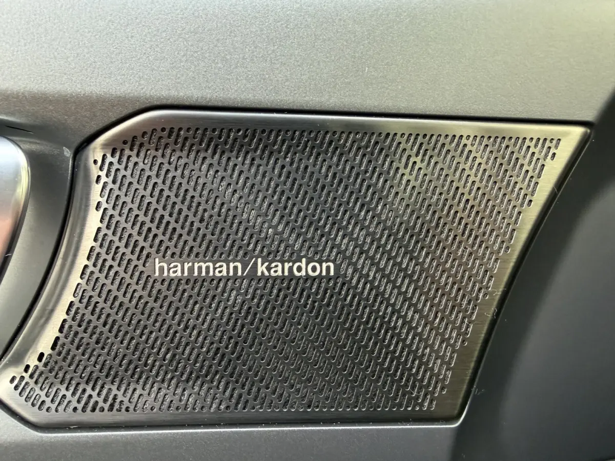 1.5 T4 Plus Dark Harman/kardon Achteruitrijcamera
