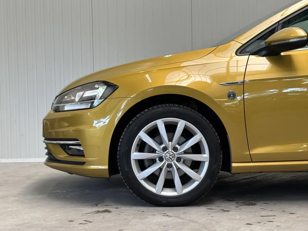 1.6 TDI Highline / EURO 6 / DSG / NL Auto / NAP / Digital Dash / Carplay / RIJKLAAR!
