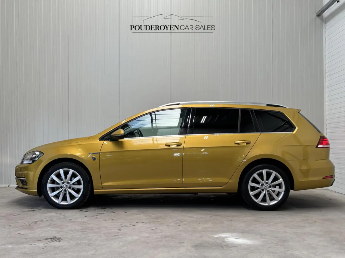 1.6 TDI Highline / EURO 6 / DSG / NL Auto / NAP / Digital Dash / Carplay / RIJKLAAR!