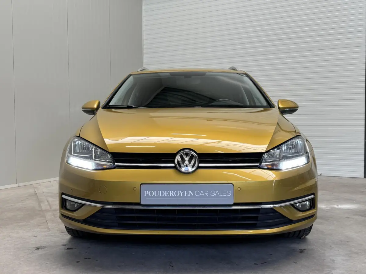 1.6 TDI Highline / EURO 6 / DSG / NL Auto / NAP / Digital Dash / Carplay / RIJKLAAR!
