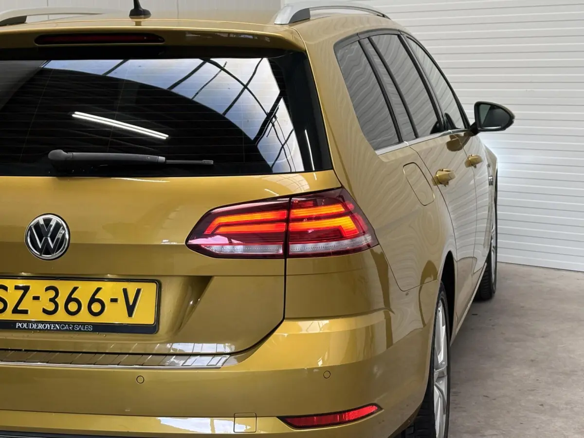 1.6 TDI Highline / EURO 6 / DSG / NL Auto / NAP / Digital Dash / Carplay / RIJKLAAR!