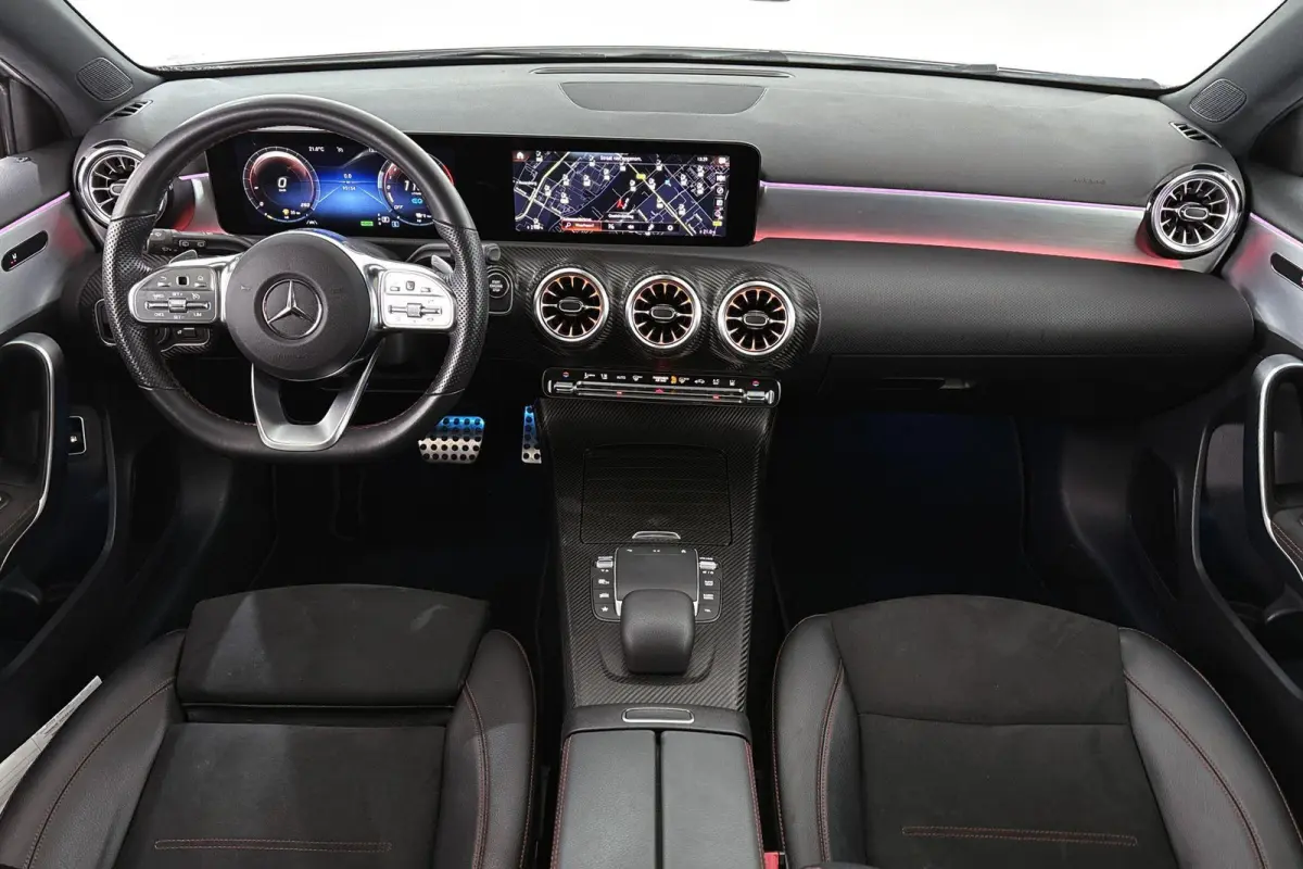250 e Business Solution AMG Limited Pano Sfeerverlichting Trekhaak Stoelverwarming SOH 95%