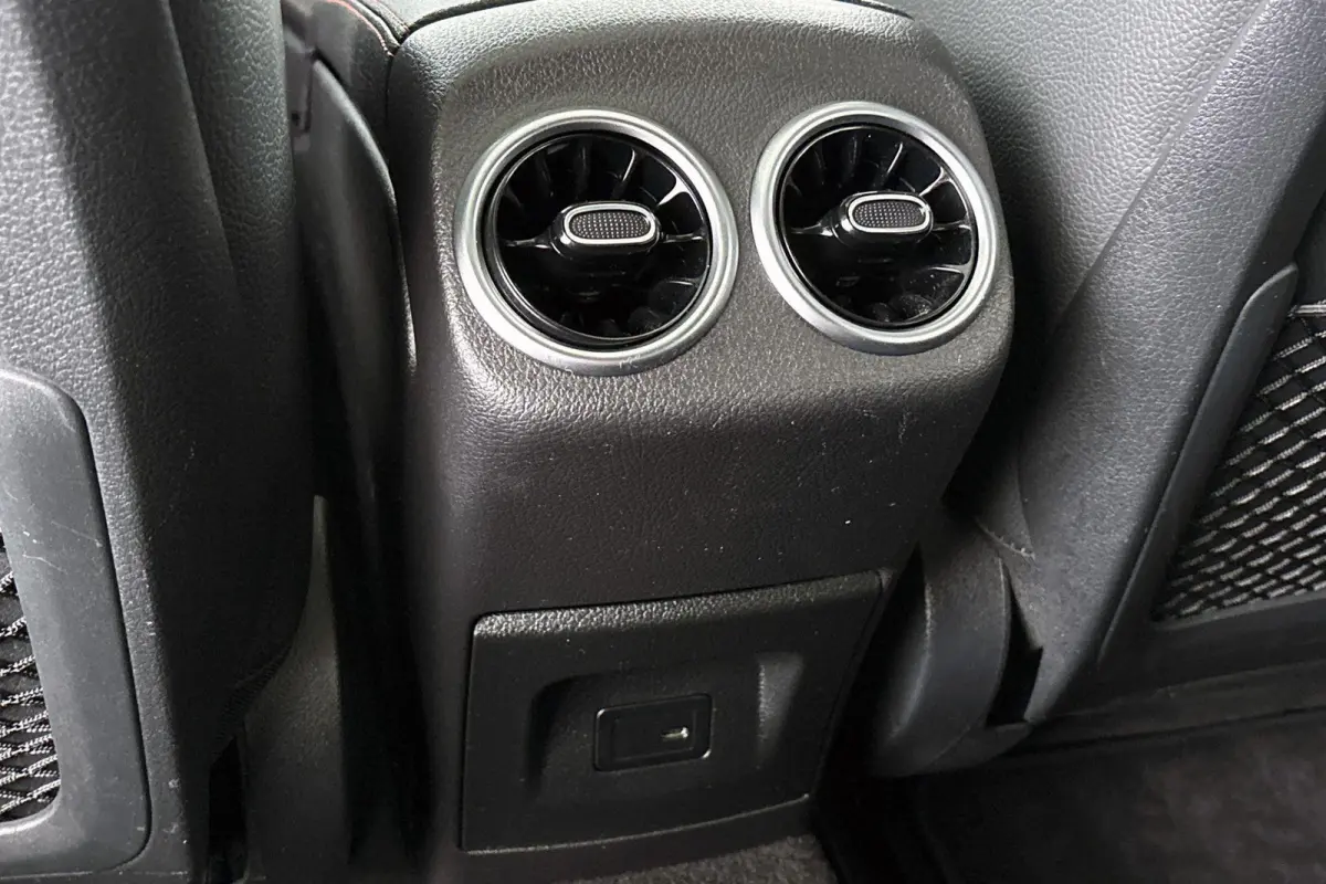 250 e Business Solution AMG Limited Pano Sfeerverlichting Trekhaak Stoelverwarming SOH 95%