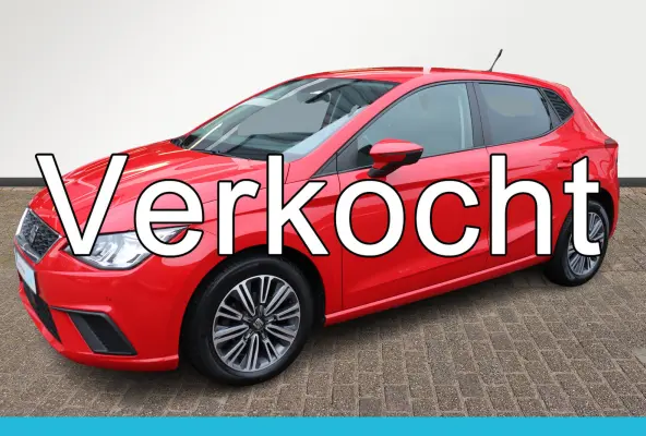 1.0 TSI Style Business Intense. Navigatie, achteruitrijcamera. LM 16"