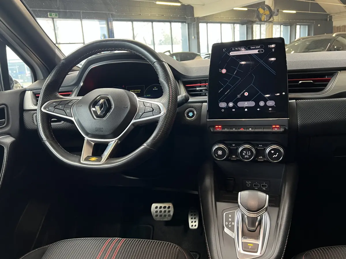 1.6 E-Tech 160 R.S. Line | Groot Navi | 18" | Stoelverwarming | Camera | PDC V+A |