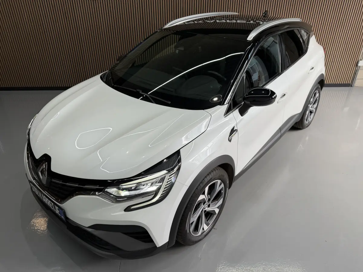 1.6 E-Tech 160 R.S. Line | Groot Navi | 18" | Stoelverwarming | Camera | PDC V+A |