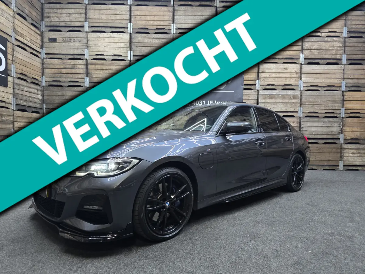 330e eDrive Edition M sport HUD Pano Leder Camera perf 19"LM