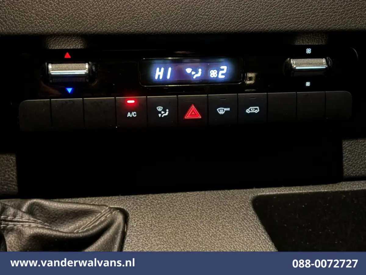 317 CDI 170pk L3H2 Euro6 Airco | Camera | Apple Carplay | Cruisecontrol | Stoelverwarming Android Auto, Chauffeursstoel, 270 Graden Achterdeuren, Bijrijdersbank