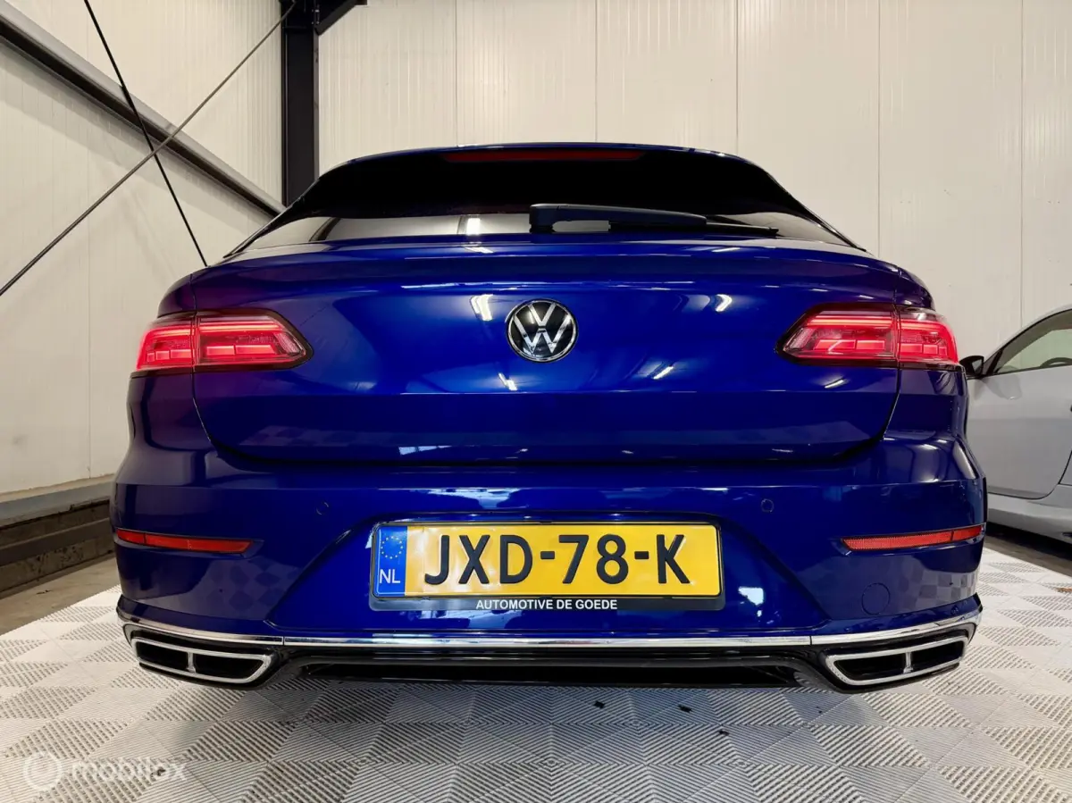 1.4 TSI eHybrid R-Line Business+