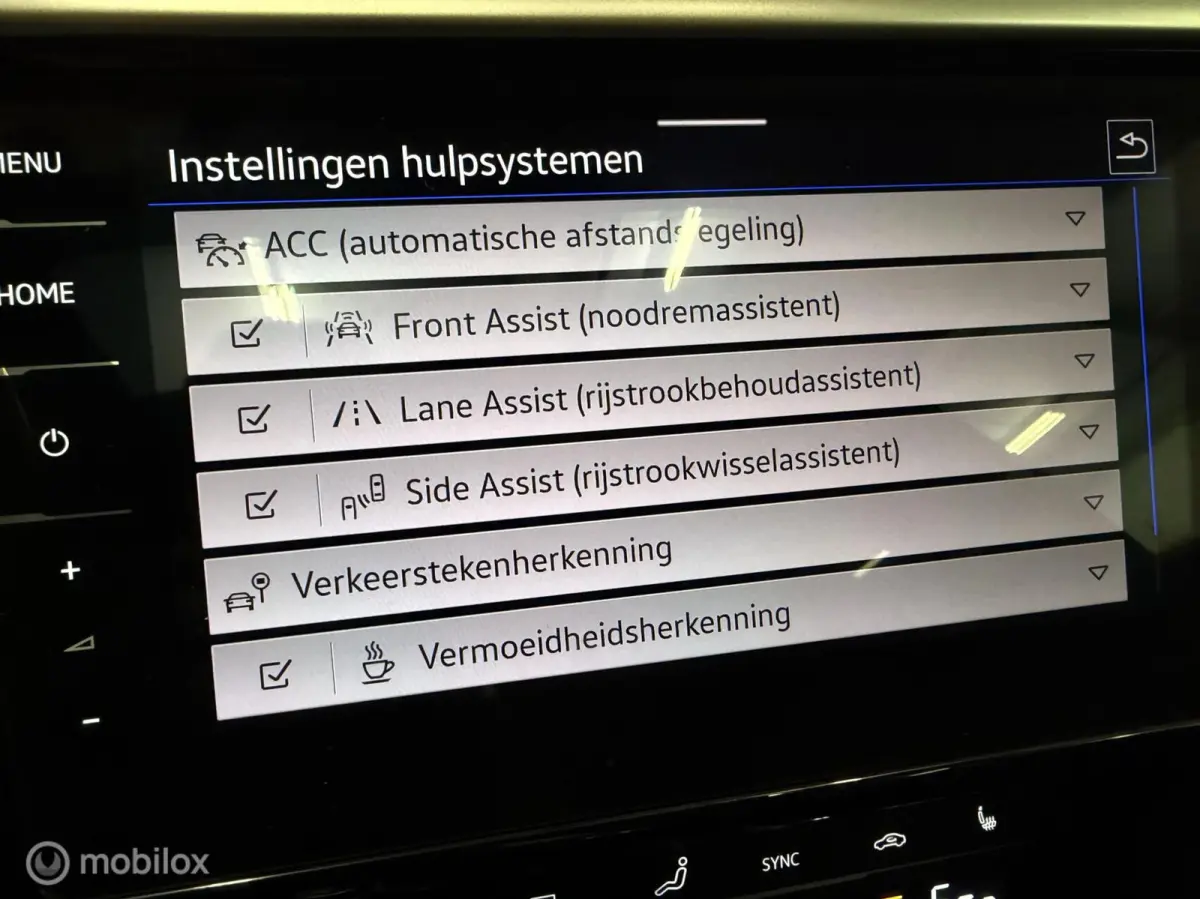 1.4 TSI eHybrid R-Line Business+