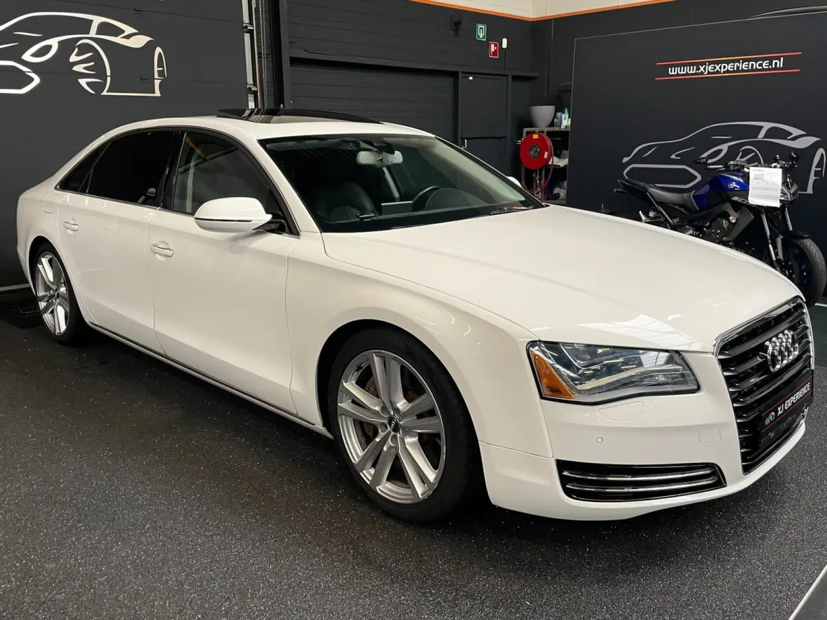 4.2 FSI quattro Lang Exclusive*Panoramadak*Massage*Lage KM*Export*Bomvol!