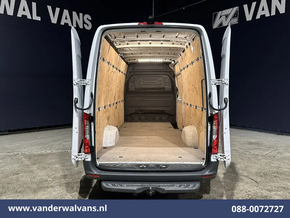 315 CDI 150pk L3H2 Euro6 Airco | Camera | Navigatie | Apple Carplay | Trekhaak Android Auto, Bijrijdersbank