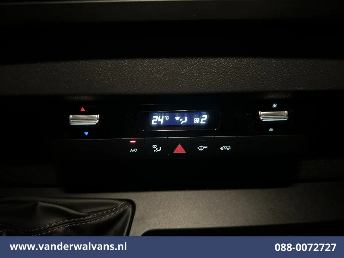 315 CDI 150pk L3H2 Euro6 Airco | Camera | Navigatie | Apple Carplay | Trekhaak Android Auto, Bijrijdersbank