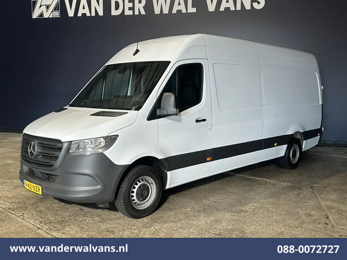 315 CDI 150pk L3H2 Euro6 Airco | Camera | Navigatie | Apple Carplay | Trekhaak Android Auto, Bijrijdersbank