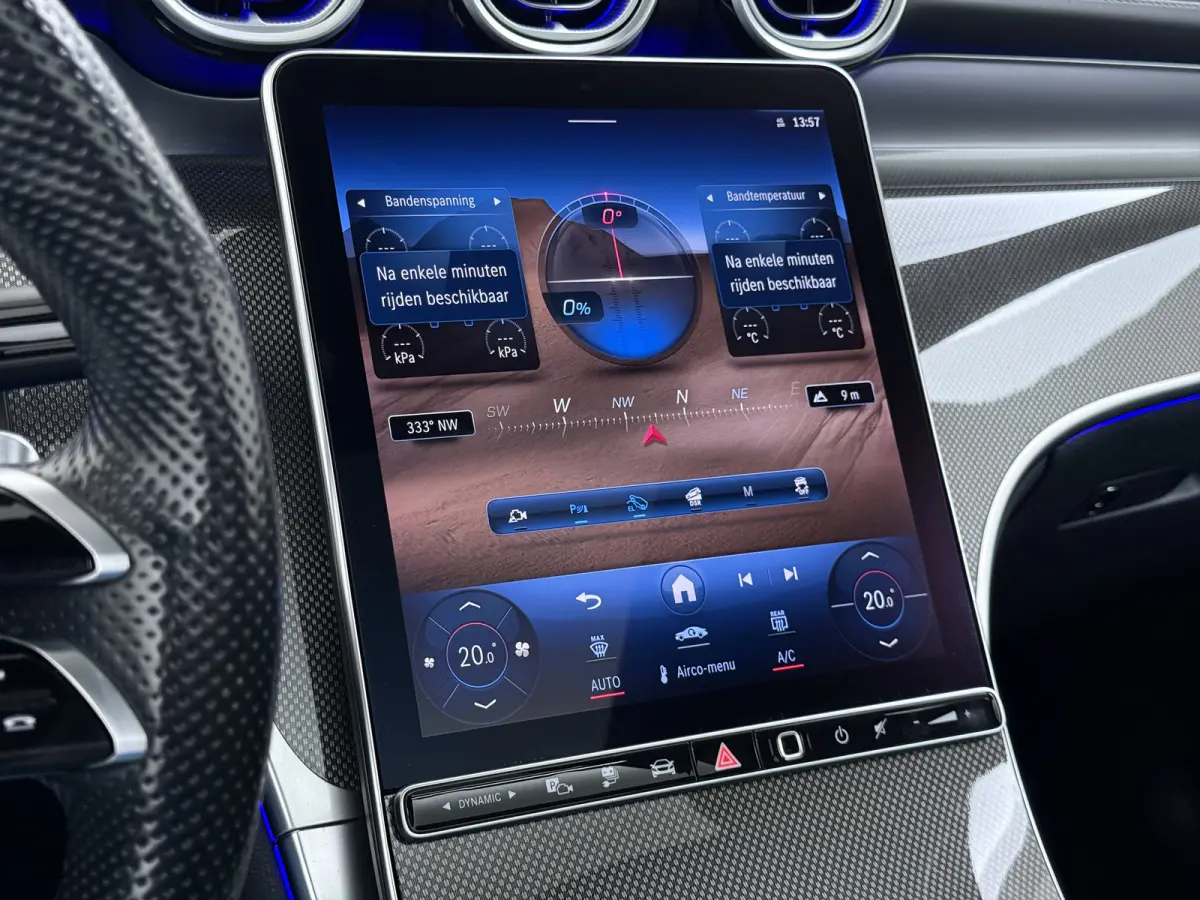 AMG 4Matic // SoH 95% // Burmester // Panorama dak // Memory // 360 Camera // 20 inch // Treeplanken // Dealer Onderhouden // Sfeerverlichting // Keyless