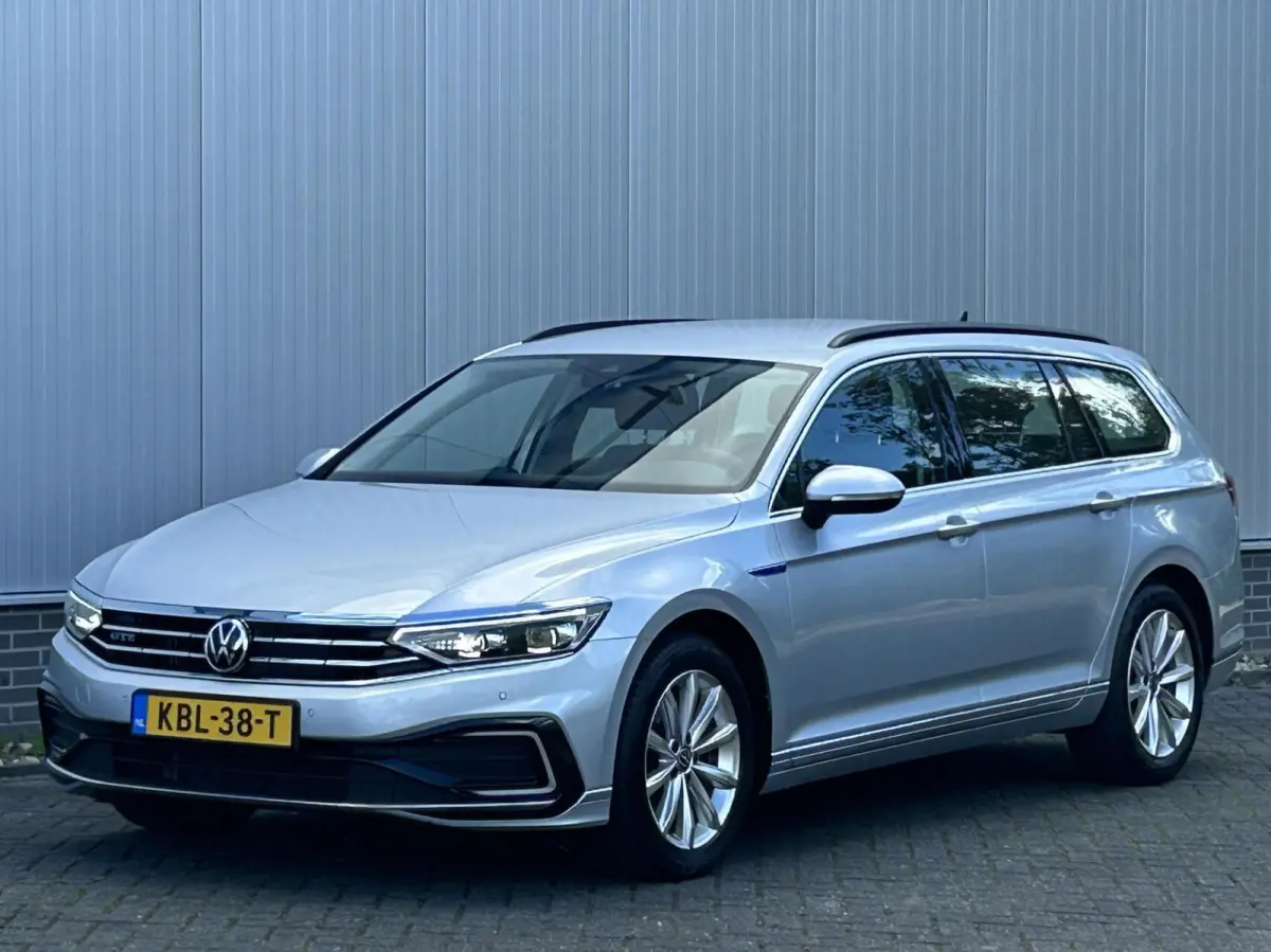 1.4 TSI PHEV GTE Business I CAMERA I FULL LED + MATRIX I PDC| SOH 96%