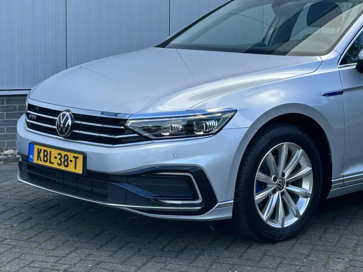 1.4 TSI PHEV GTE Business I CAMERA I FULL LED + MATRIX I PDC| SOH 96%