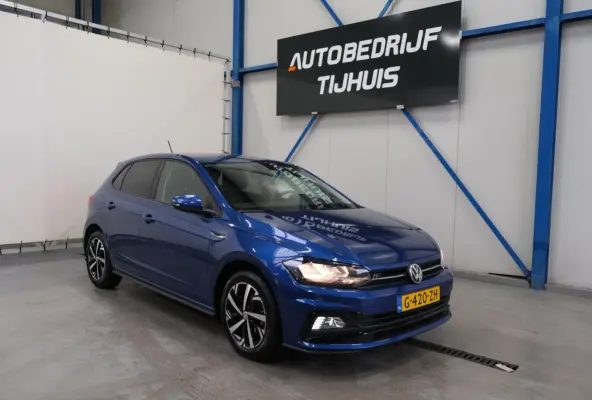 1.0 TSI R-Line Automaat - N.A.P. Airco, Cruise, Navi, PDC.