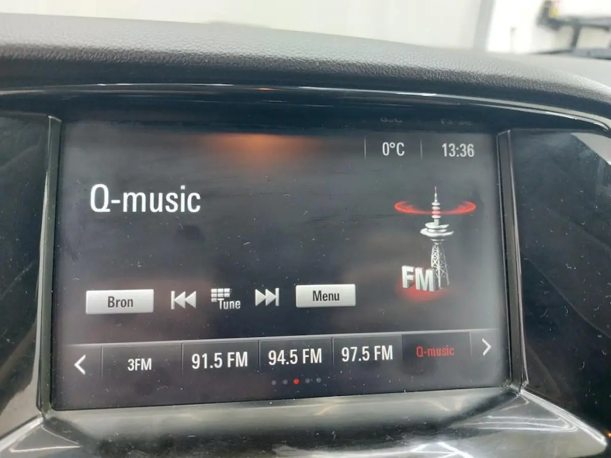 1.0 Online Edition Carplay PDC NW ACCU