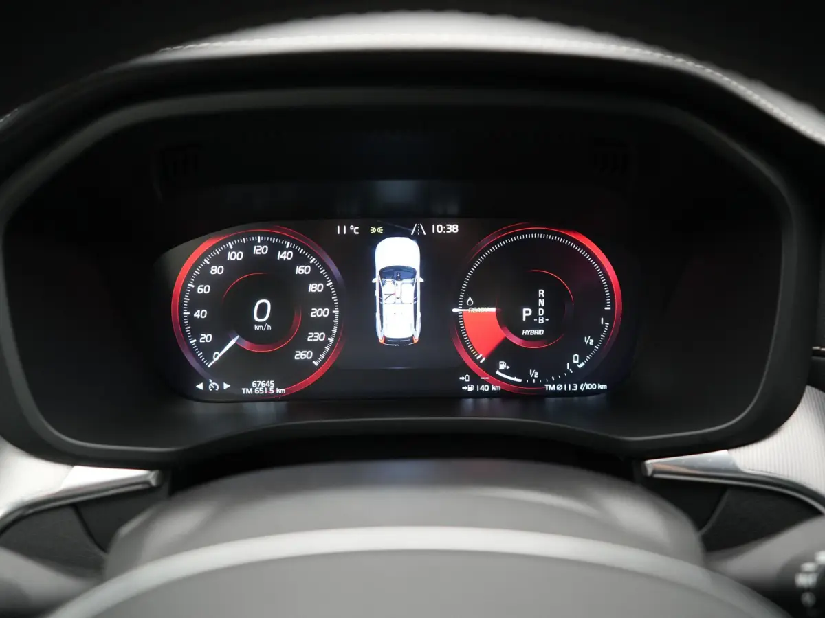 Recharge T8 AWD R-Design PHEV 391pk Dealer O.H. | Panodak | Luchtvering | Head Up | Camera | Harman & Kardon | Lederen Sportstoelen Memory & Verwarmd | 21"L.M | Apple Carplay | Keyless | Bli