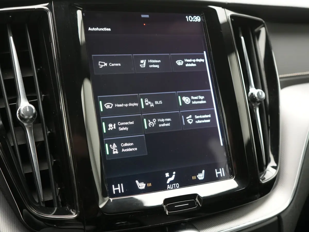 Recharge T8 AWD R-Design PHEV 391pk Dealer O.H. | Panodak | Luchtvering | Head Up | Camera | Harman & Kardon | Lederen Sportstoelen Memory & Verwarmd | 21"L.M | Apple Carplay | Keyless | Bli