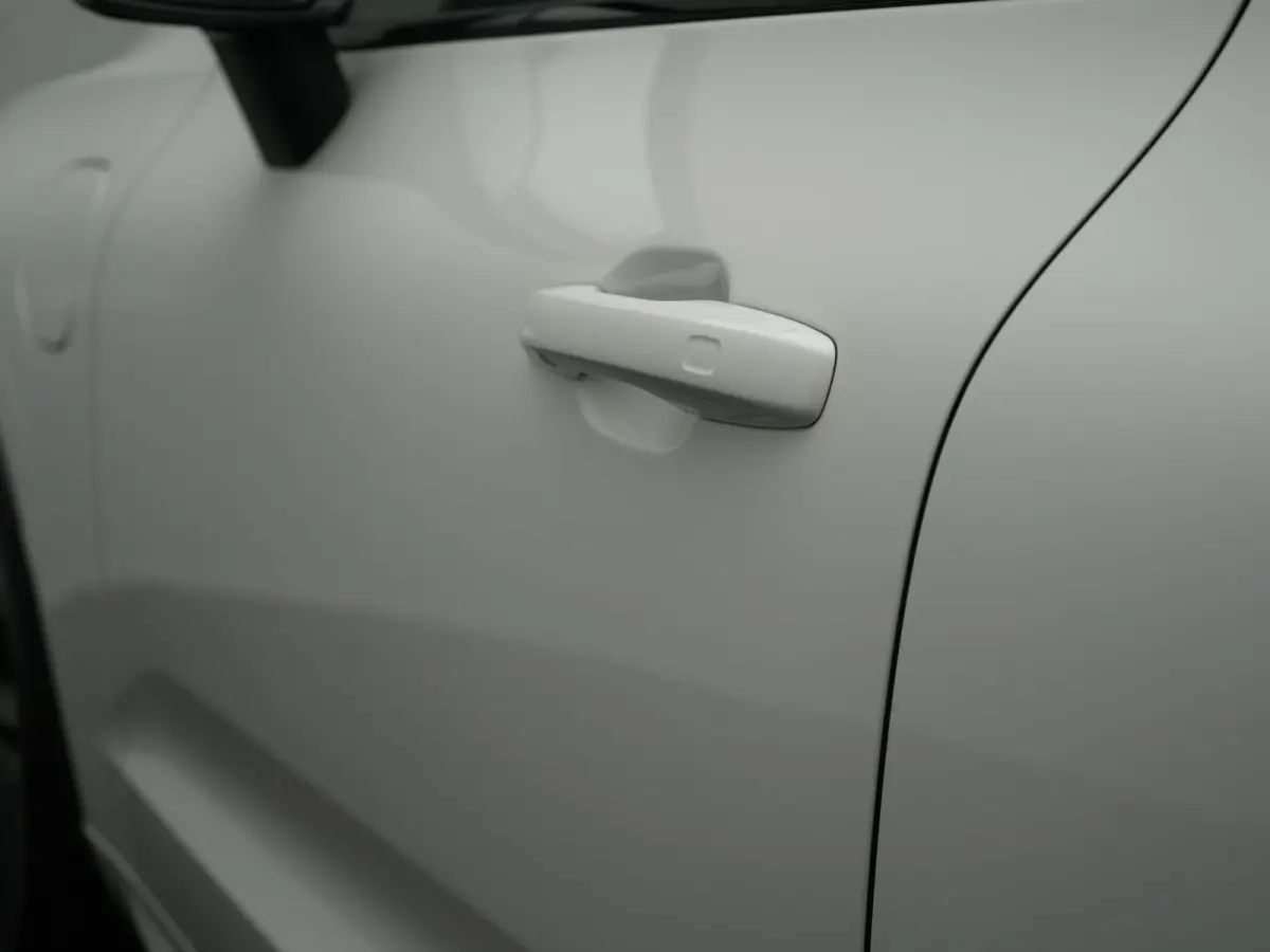 Recharge T8 AWD R-Design PHEV 391pk Dealer O.H. | Panodak | Luchtvering | Head Up | Camera | Harman & Kardon | Lederen Sportstoelen Memory & Verwarmd | 21"L.M | Apple Carplay | Keyless | Bli