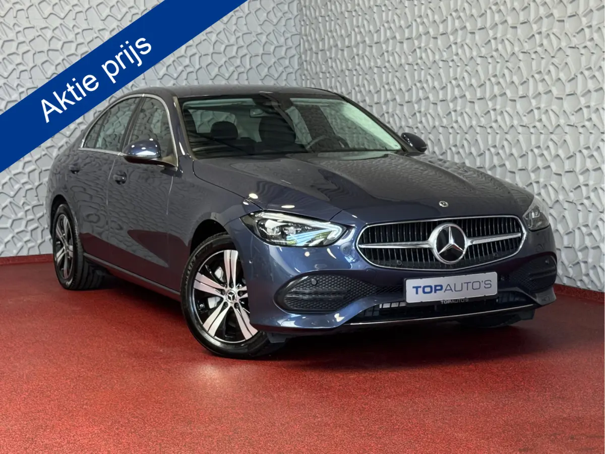 300e 313PK PHEV 12/2024 AVANTGARDE TREKHAAK HALF LEER CAMERA ELEK/STOEL/VERWARMD 12/2024 PHEV PLUG IN HYBRIDE phev
