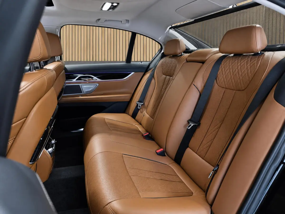 750i xDrive |Pano |Soft Close |Head-Up |Massage&Koeling |H&K |360° | Privacy Glass