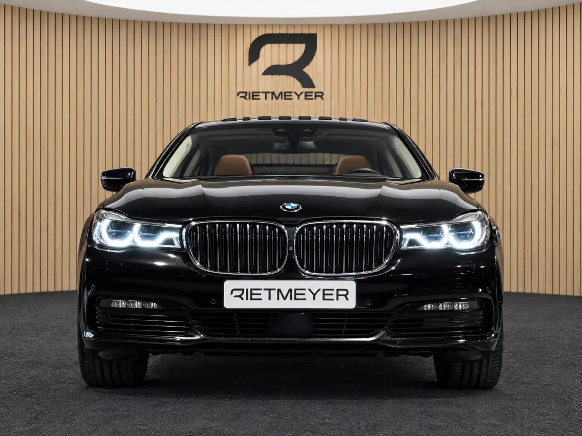 750i xDrive |Pano |Soft Close |Head-Up |Massage&Koeling |H&K |360° | Privacy Glass