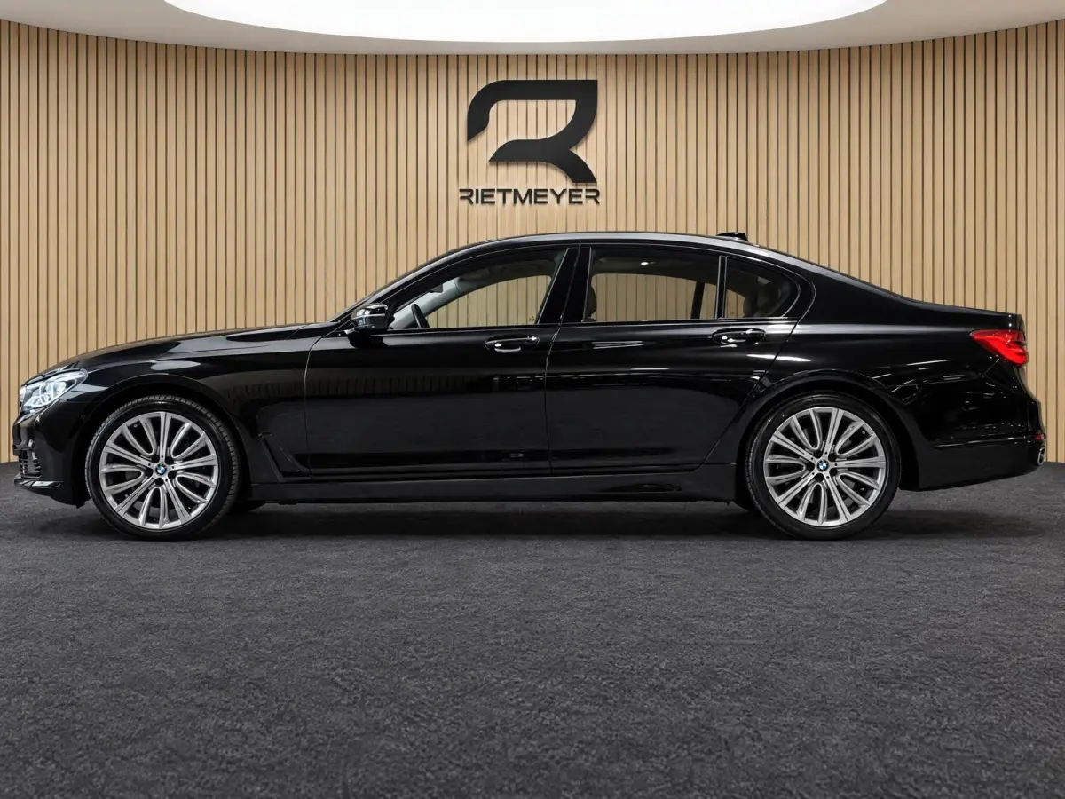750i xDrive |Pano |Soft Close |Head-Up |Massage&Koeling |H&K |360° | Privacy Glass