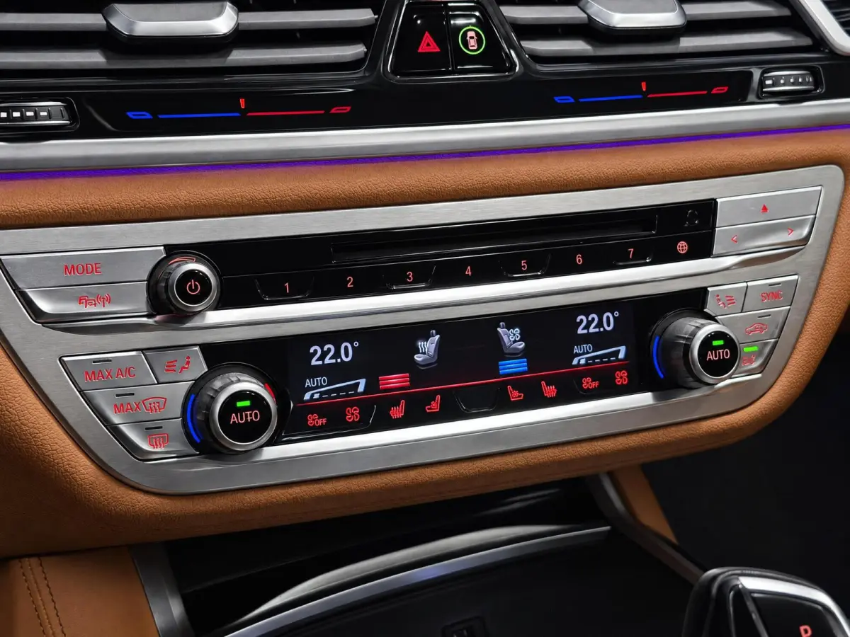 750i xDrive |Pano |Soft Close |Head-Up |Massage&Koeling |H&K |360° | Privacy Glass