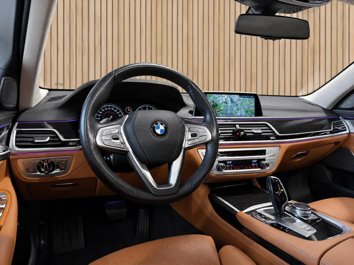 750i xDrive |Pano |Soft Close |Head-Up |Massage&Koeling |H&K |360° | Privacy Glass