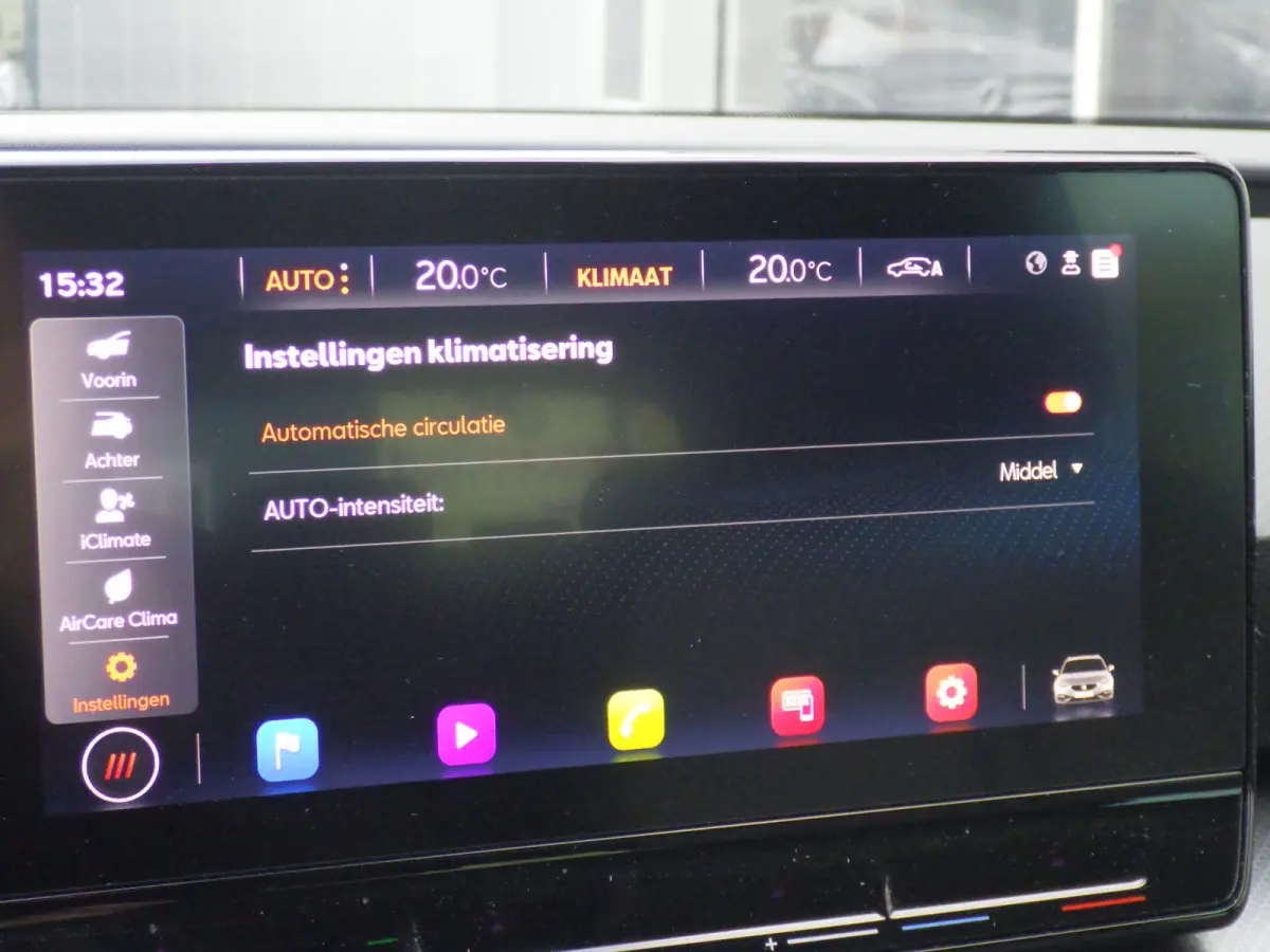 1.0 eTSI Hybrid Style Business Intense, AUT, Camera, Cruise!