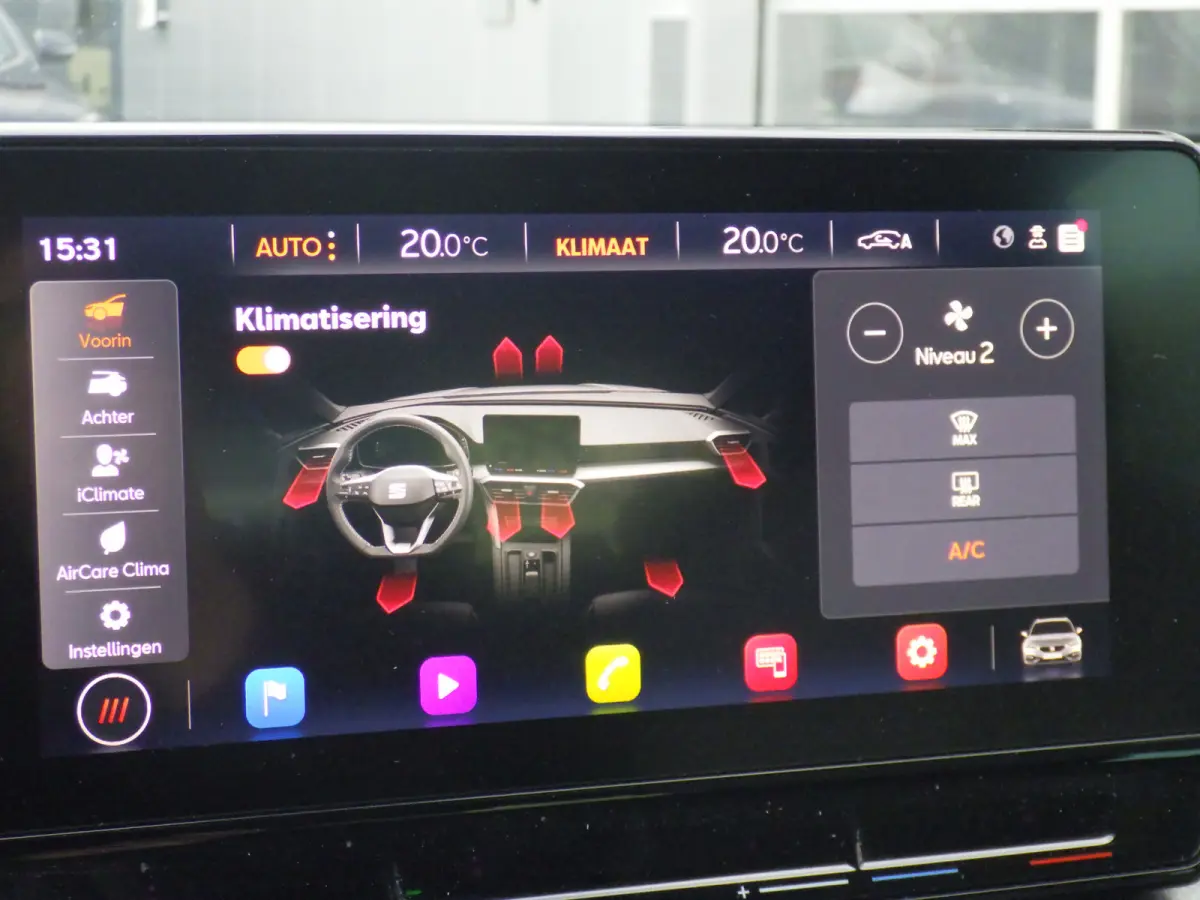 1.0 eTSI Hybrid Style Business Intense, AUT, Camera, Cruise!