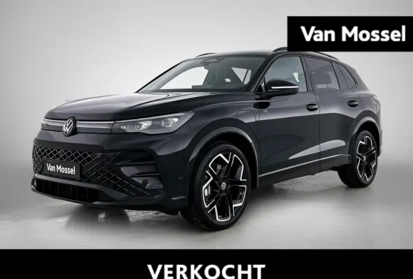 1.5 eHybrid R-Line Edition | 204PK | Automaat | Panoramaschuif-kanteldak | Black Style Pakket | Camera |