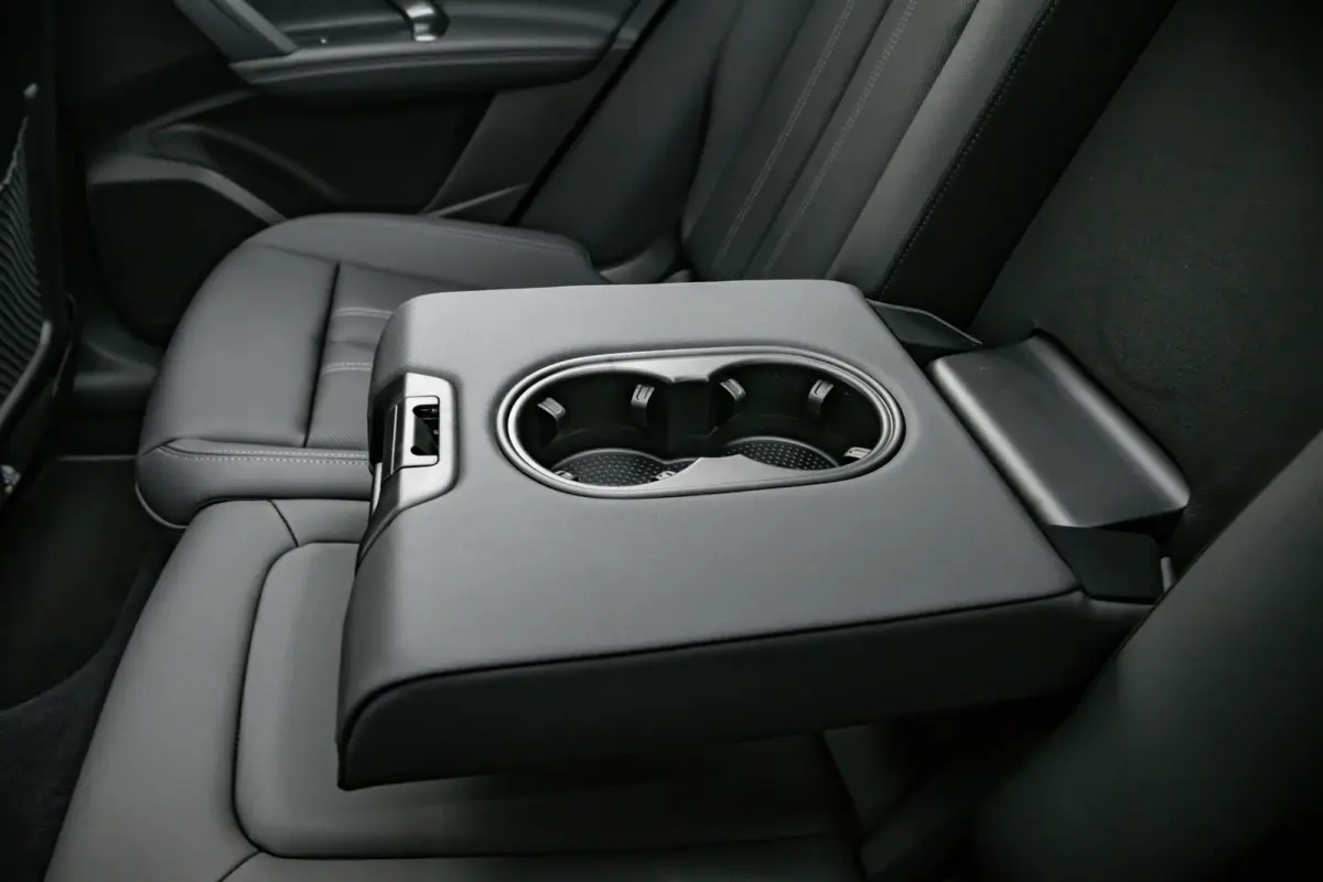 S edition | Audi virtual cockpit | Exterieurpakket zwart | Hemelbekleding in zwart