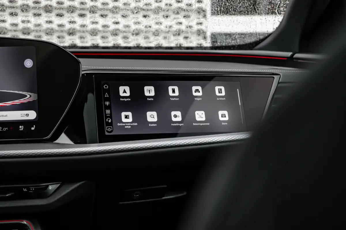 S edition | Audi virtual cockpit | Exterieurpakket zwart | Hemelbekleding in zwart