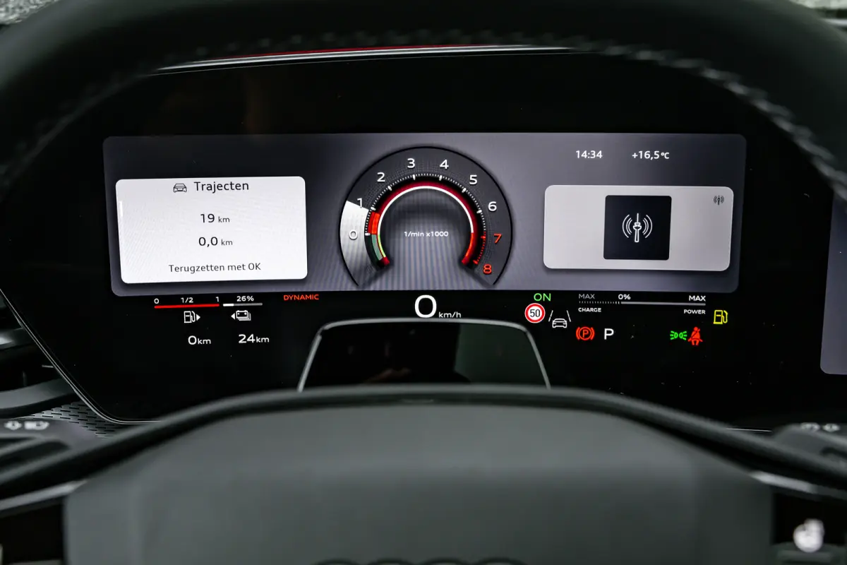 S edition | Audi virtual cockpit | Exterieurpakket zwart | Hemelbekleding in zwart