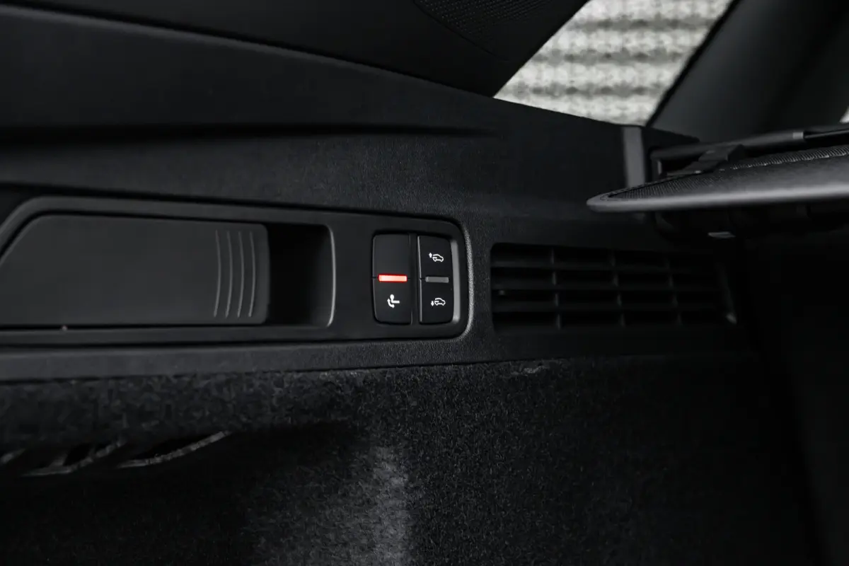S edition | Audi virtual cockpit | Exterieurpakket zwart | Hemelbekleding in zwart