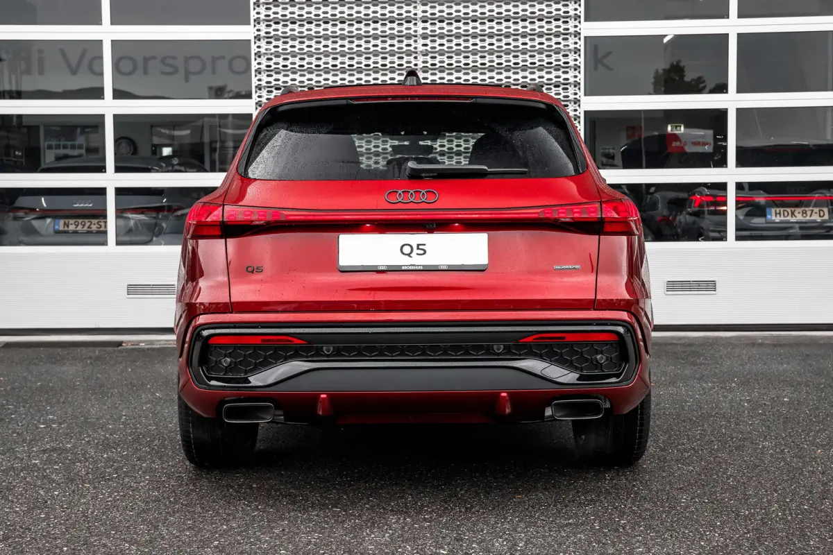 S edition | Audi virtual cockpit | Exterieurpakket zwart | Hemelbekleding in zwart