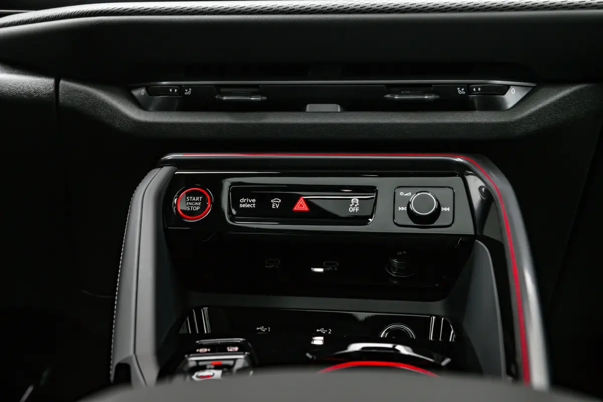 S edition | Audi virtual cockpit | Exterieurpakket zwart | Hemelbekleding in zwart