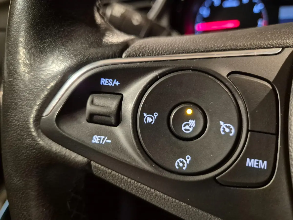 1.2 Turbo Business Edition - Navigatie - CarPlay - Camera - Airco - Cruise - Stoelverw - NL Auto - Incl BTW