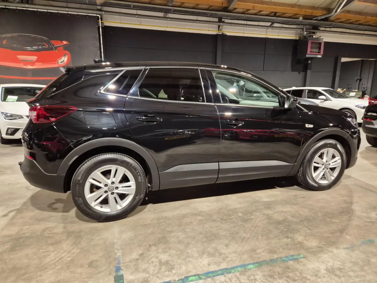 1.2 Turbo Business Edition - Navigatie - CarPlay - Camera - Airco - Cruise - Stoelverw - NL Auto - Incl BTW