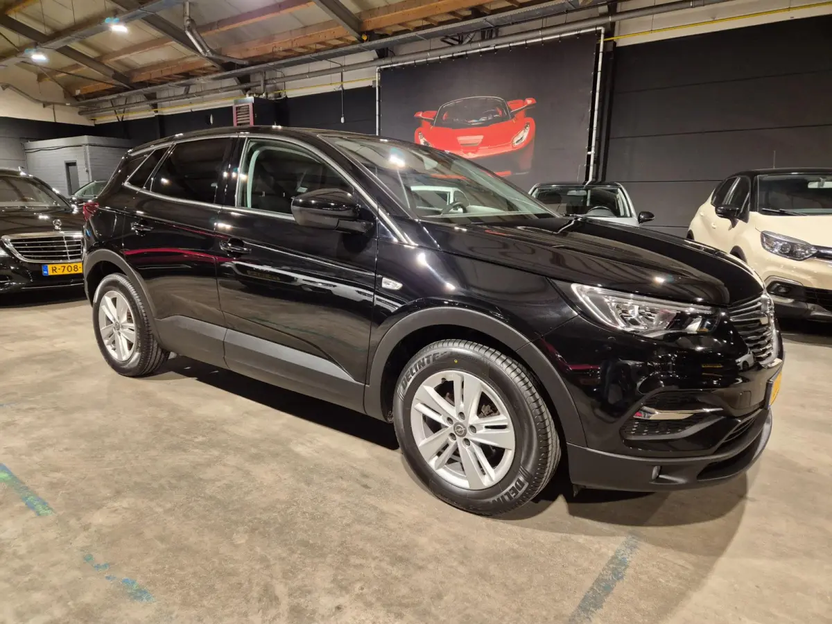1.2 Turbo Business Edition - Navigatie - CarPlay - Camera - Airco - Cruise - Stoelverw - NL Auto - Incl BTW