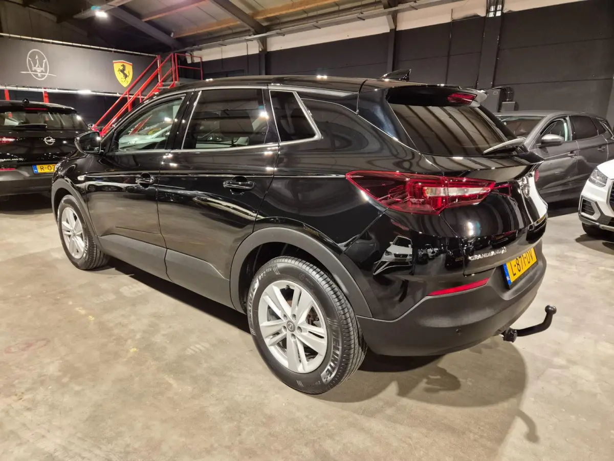1.2 Turbo Business Edition - Navigatie - CarPlay - Camera - Airco - Cruise - Stoelverw - NL Auto - Incl BTW