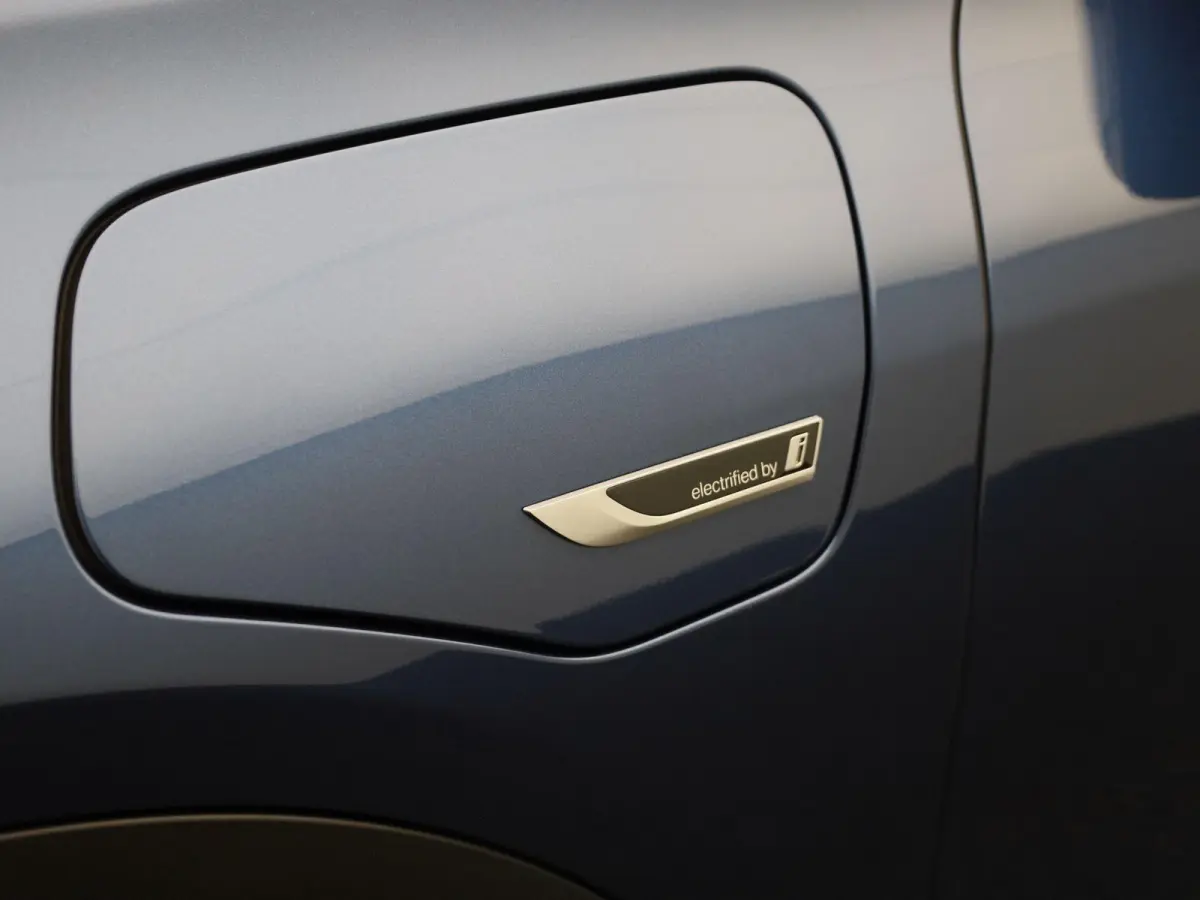 xDrive25e Aut. | Head up Display | Navigatie | Camera | Climate Control | Led Verlichting |