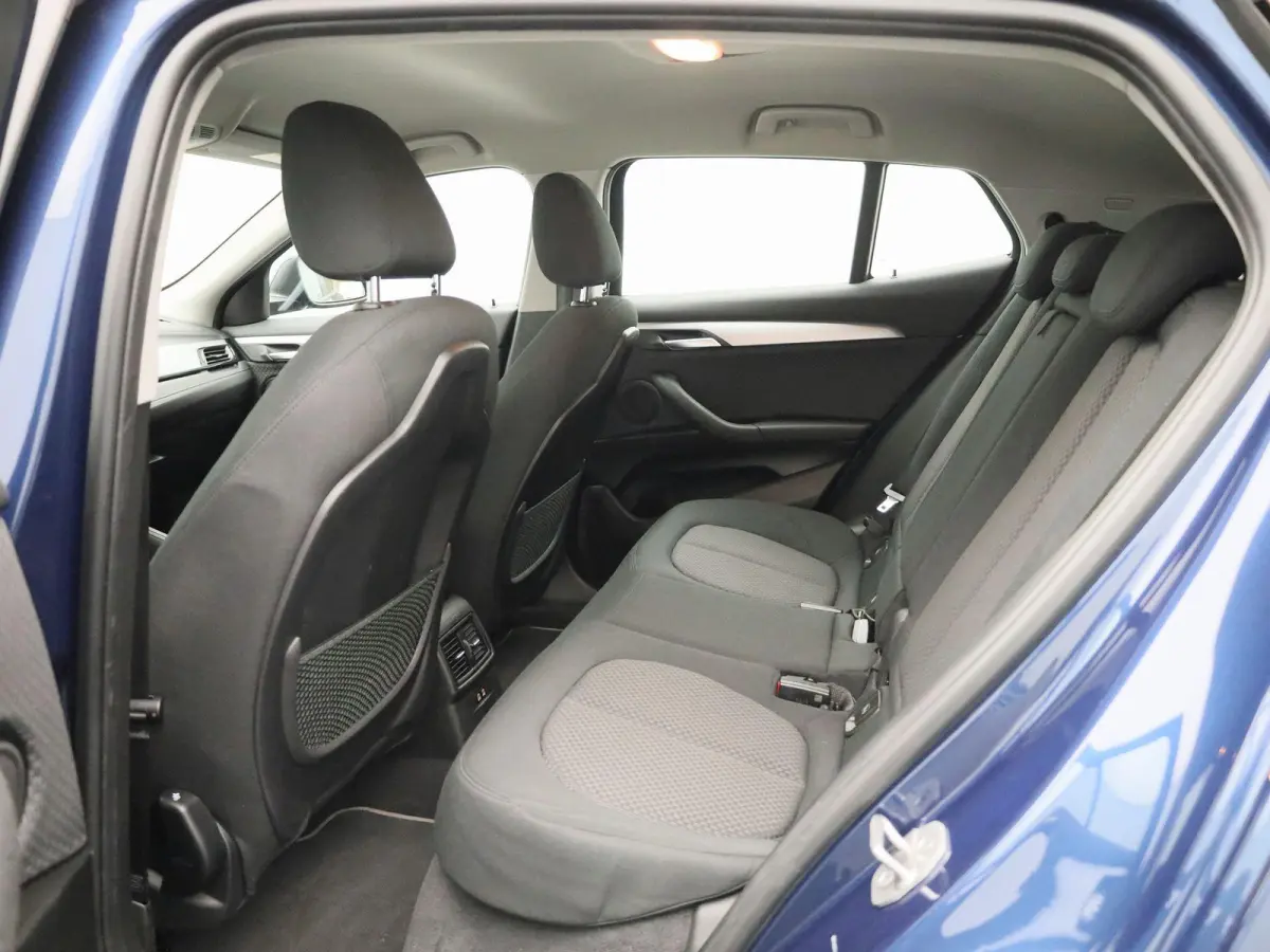 xDrive25e Aut. | Head up Display | Navigatie | Camera | Climate Control | Led Verlichting |
